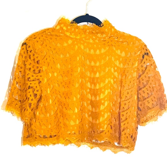 Boohoo Lace Crop Top - Picture 1 of 4